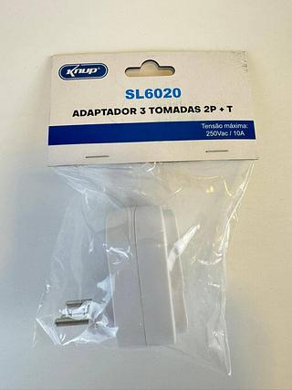 ADAPTADOR 3 TOMADAS 2P+T KNUP