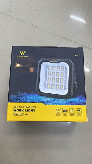 SOLAR-POWERED WORK LIGHT ARASWEI