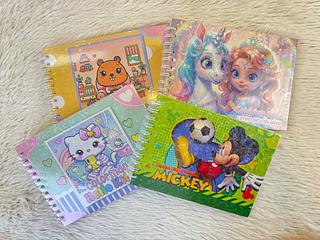 CADERNO BOBBIE GOODS DE ANIMAS 54 PAGINAS