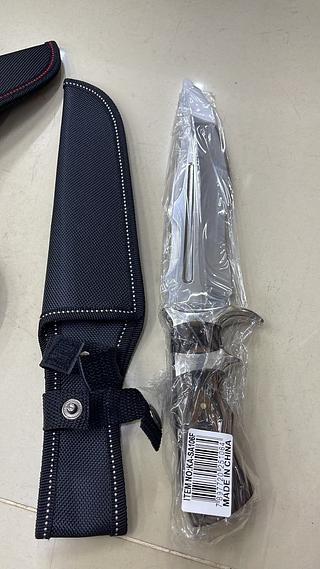 FACA UNITED CUTLERY HIBBEN 3 RÉPLICA KAPBOM