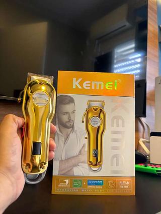 MAQUINA DE CORTA CABELO PROFISSIONAL CLIPPER KEMEI