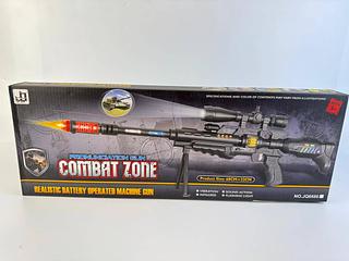 ARMA COM SOM PRONUNCIATION GUN COMBAT ZONE 68CMX22CM