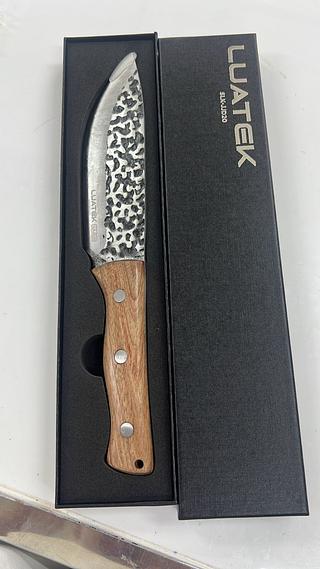 FACA LÂMINA AÇO INOX CABO EM MADEIRA LUATEK