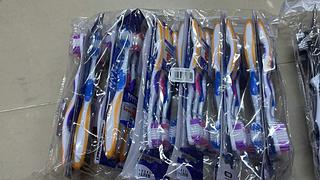 ESCOVA DENTAL ADULTO MEDIA 2 UNIDADES NAVY+FRESH