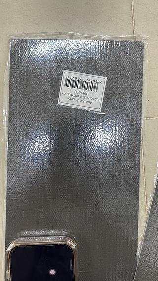 ADESIVO DE PISO 15.24CMX91.44CMX1.5MM OÁSIS MARKET