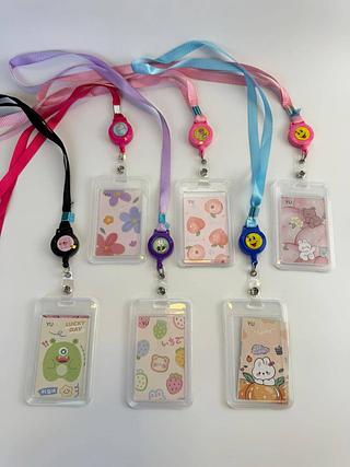 CRACHAS DE IDENTIFICAÇÃO