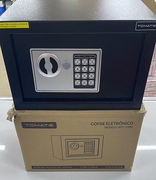 COFRE ELETRONICO COM BLOQUEIO DE SENHA, CHAVE E 4 PILHAS AA