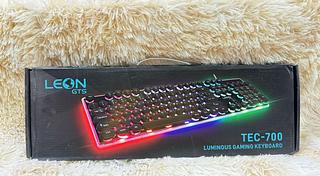 TECLADO LUMINOSO GAMING LEON(NAO ESTADO)