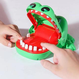 BRINQUEDO CROCODILO MORDEDOR -JOGO CROCODILO CRAZY ANIMAL