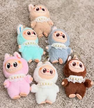 LABUBU DE PELÚCIA / CHAVEIRO